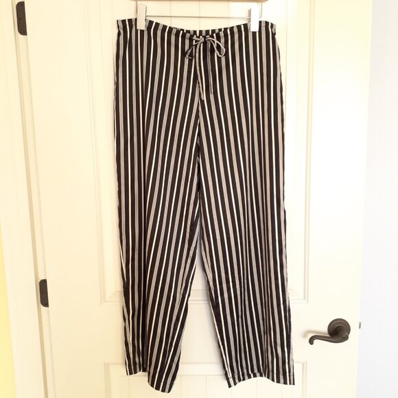 LRL Striped Satin Long Sleeve/Long Pant Pajama Set Black White Stripe Size M - Picture 9 of 15